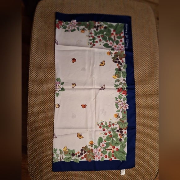 Fruits of Norway Scarf with Floral and Cherry Design - Picture 4 of 7